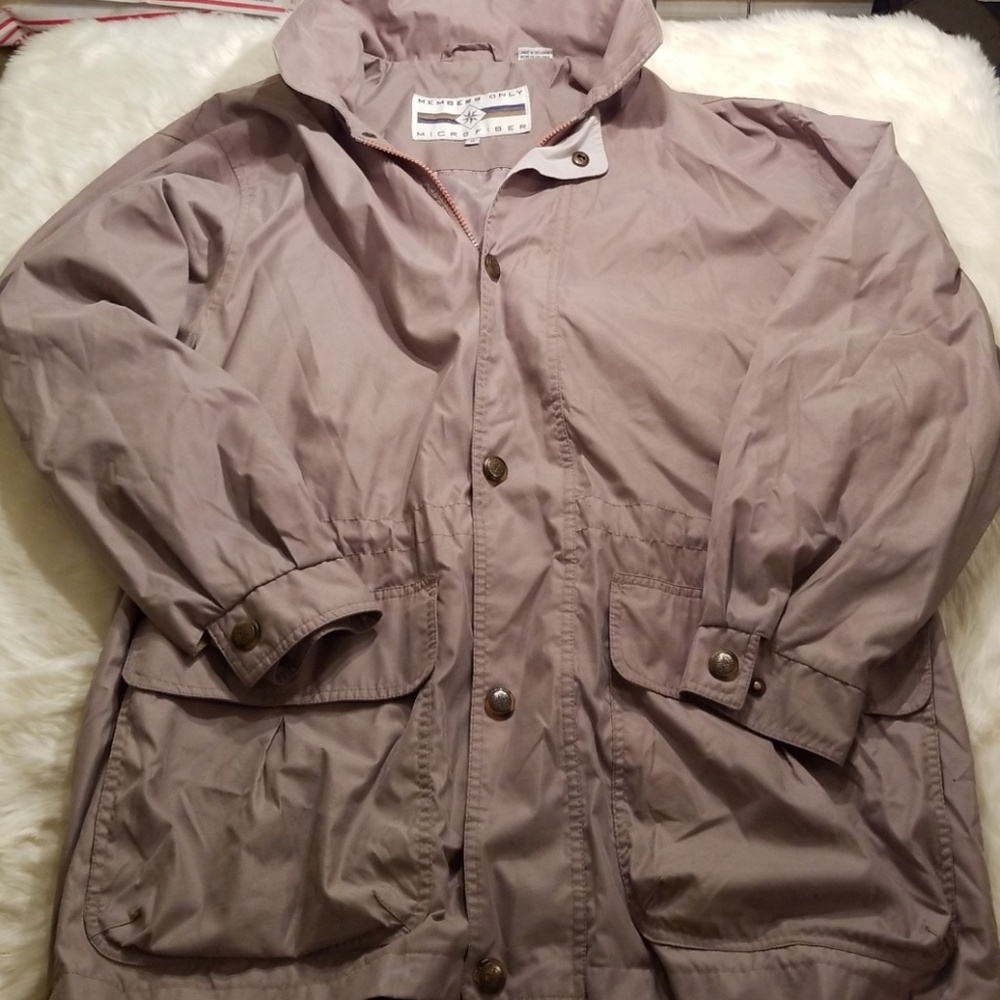 VINTAGE Members Only Jacket